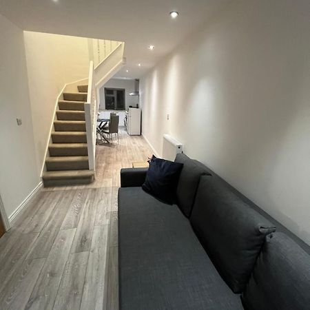 Newly Built One Bedroom Flat In Kidlington, Oxfordshire Exterior photo