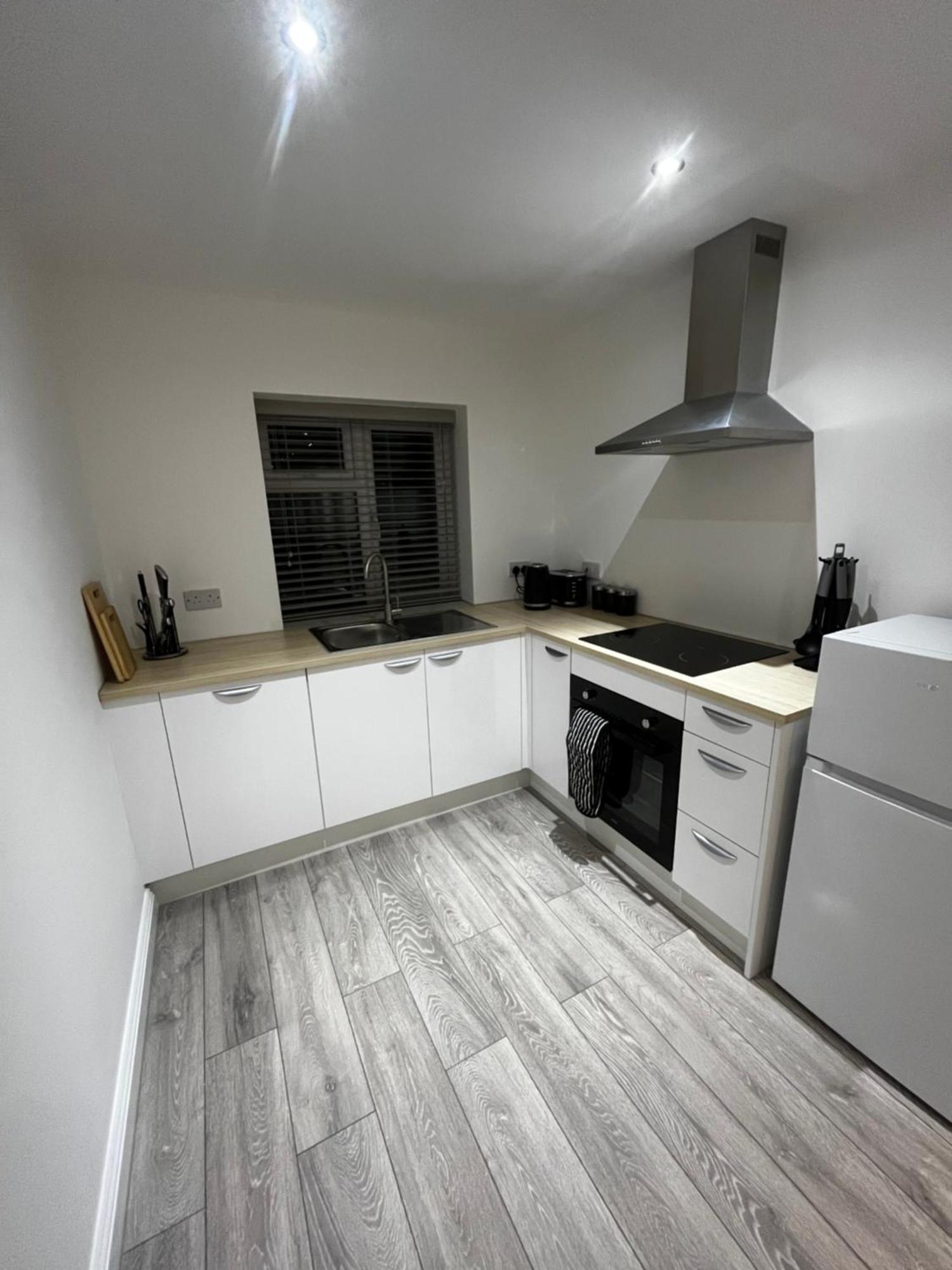Newly Built One Bedroom Flat In Kidlington, Oxfordshire Exterior photo